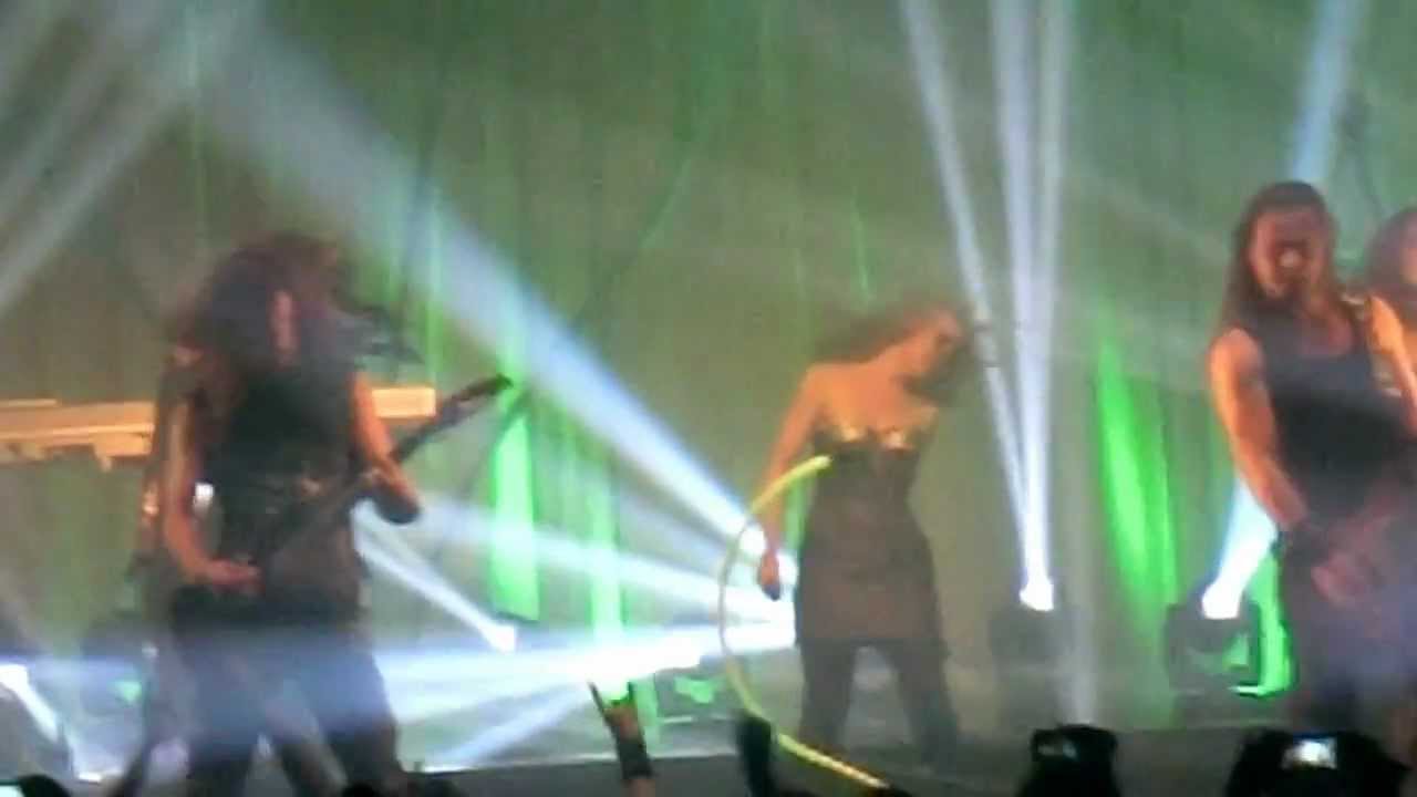 Epica + Marcela Bovio & Manuela Kraller - Sancta Terra - Le Bataclan, Paris, 29-04-2012