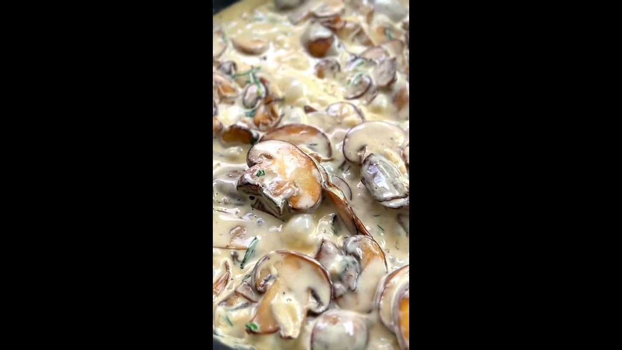 Creamy tarragon mushrooms   . #homemade #plantbased #vegetarian #mushrooms