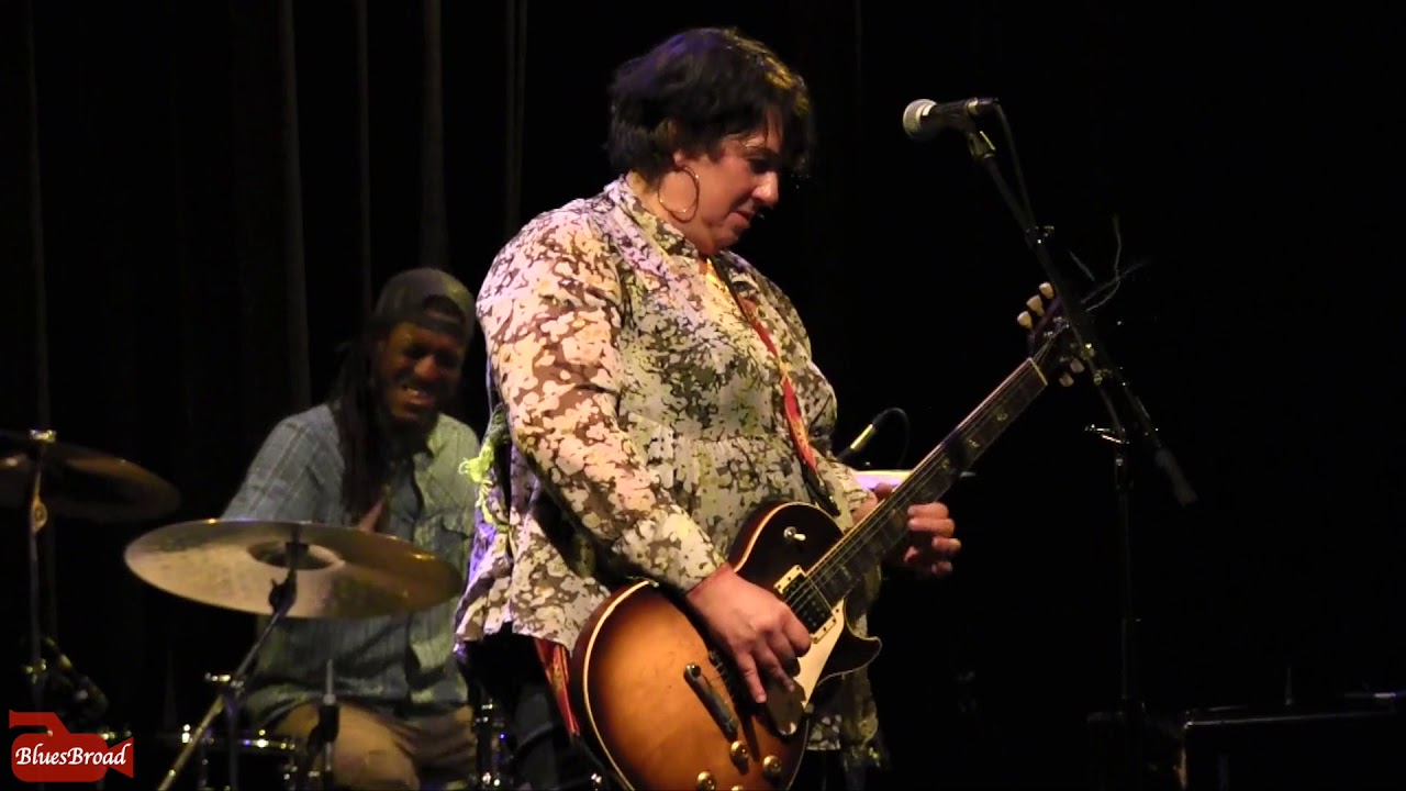 JOANNA CONNOR &bull; Rock N' Roll Gypsy &bull; Sellersville Theater  9/13/17