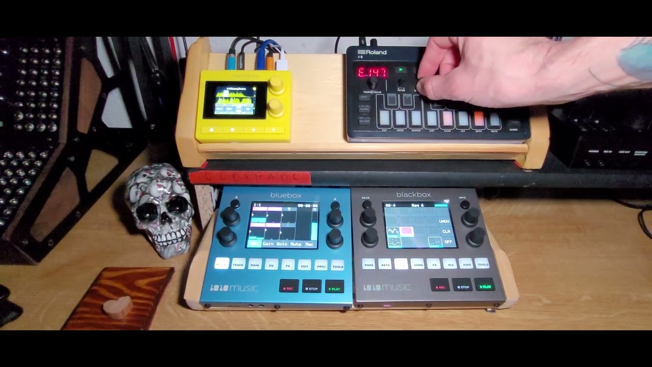 1010Music Lemondrop, Blackbox, Bluebox Roland J 6, TR 8