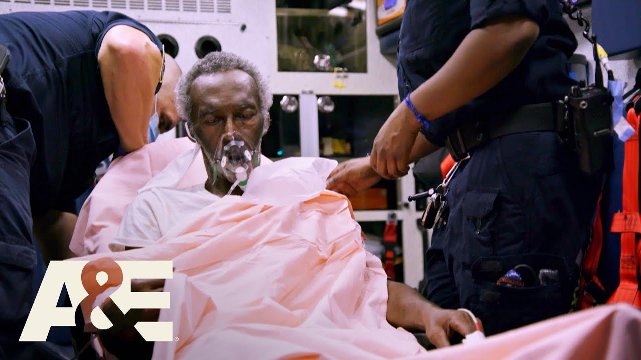Nightwatch: Man's Pacemaker Suddenly STOPS Working | A&E