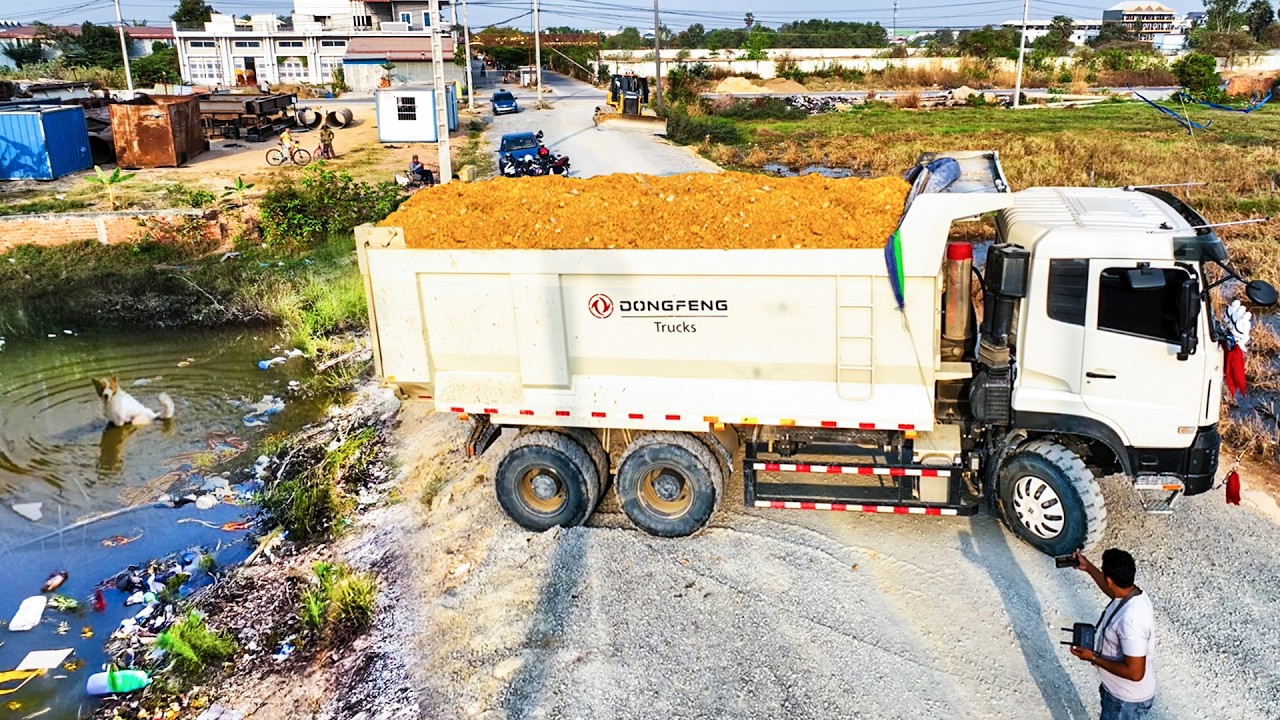 Perfect First Start Landfill Project By Skill Shantui Dozer Pushing Stone With DongFeng Truck 20t