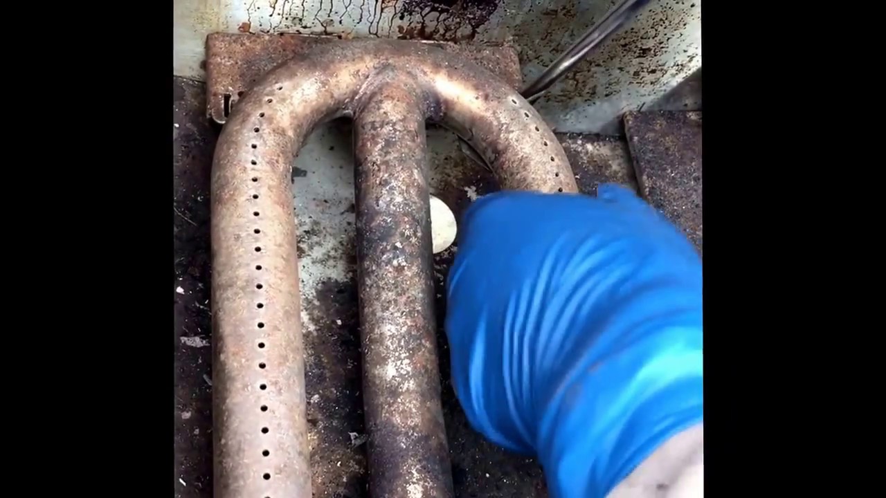 Removing & Replacing the Stainless U Burner in a DCS Gas Grill