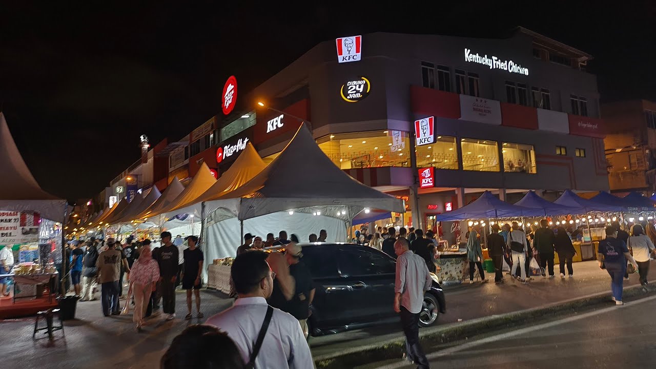 Baazar Aidilfitri Satok 2025 Walkabout Kuching Street