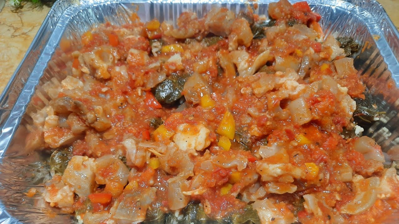 طاجن ورق عنب بالكوارع بطريقه جديده وهقلك كل أسرار المطاعم ف الطعم الجباار جربيه وهتنبهرى من النتيجه 