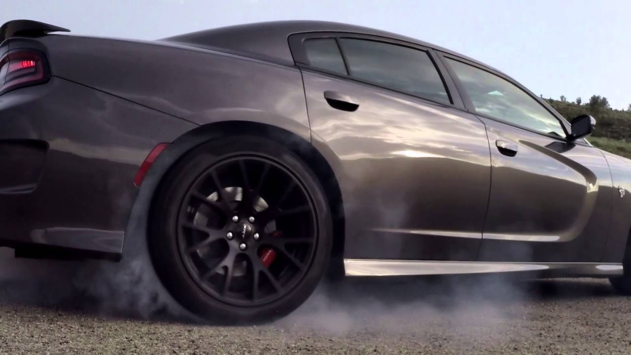 Dodge Charger SRT Hellcat Sights & Sounds - Beauty, Exhaust, Fly-by