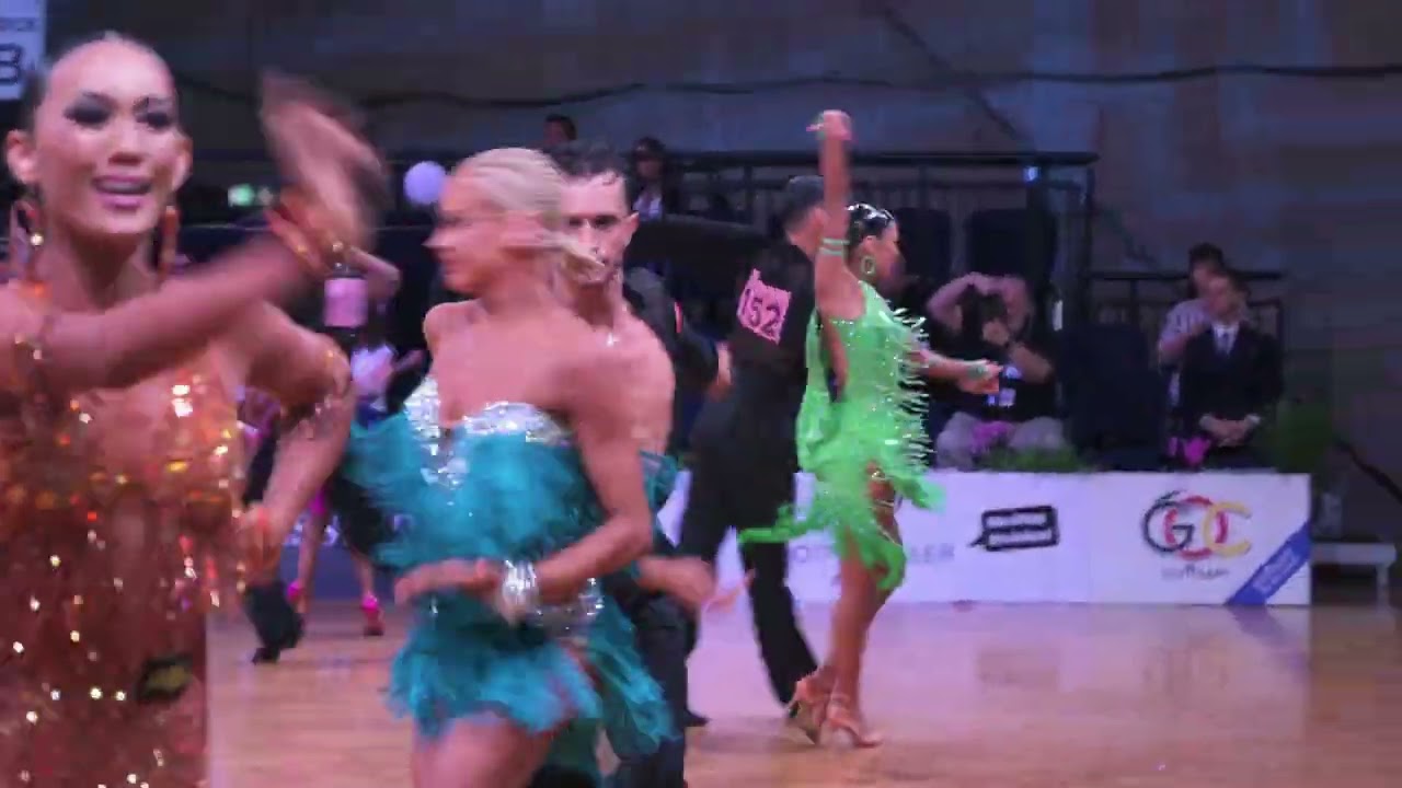 Hidi Balazs - Kis Violetta R4 S