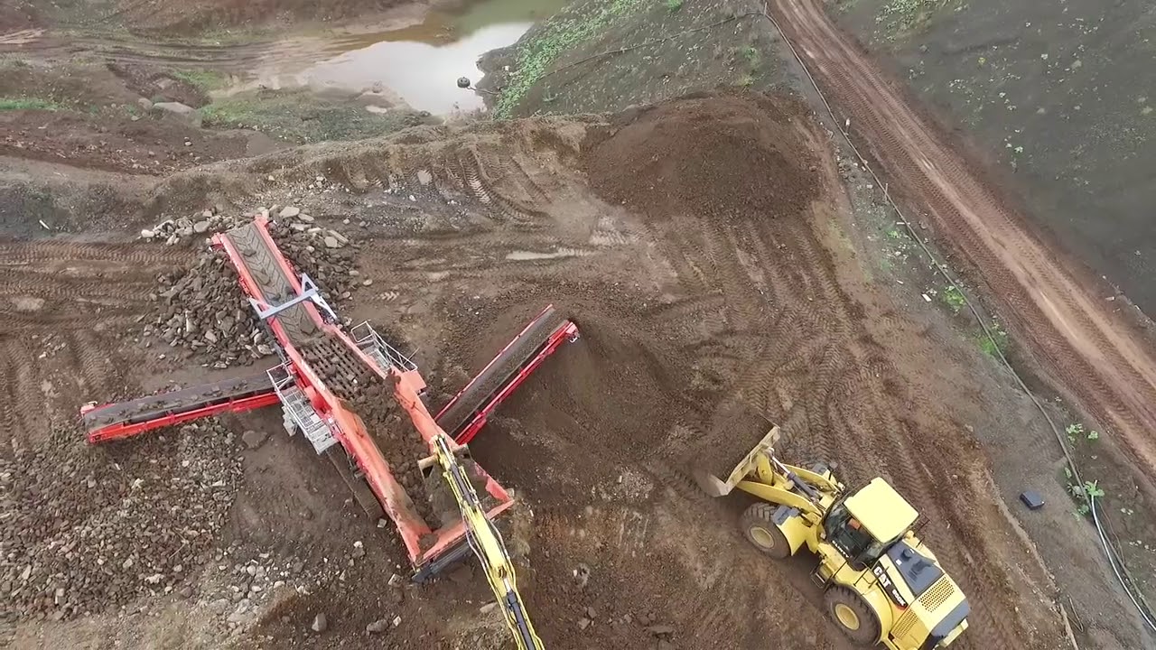 Первичный тяжелый скальпирующий грохот Terex Finlay 883+