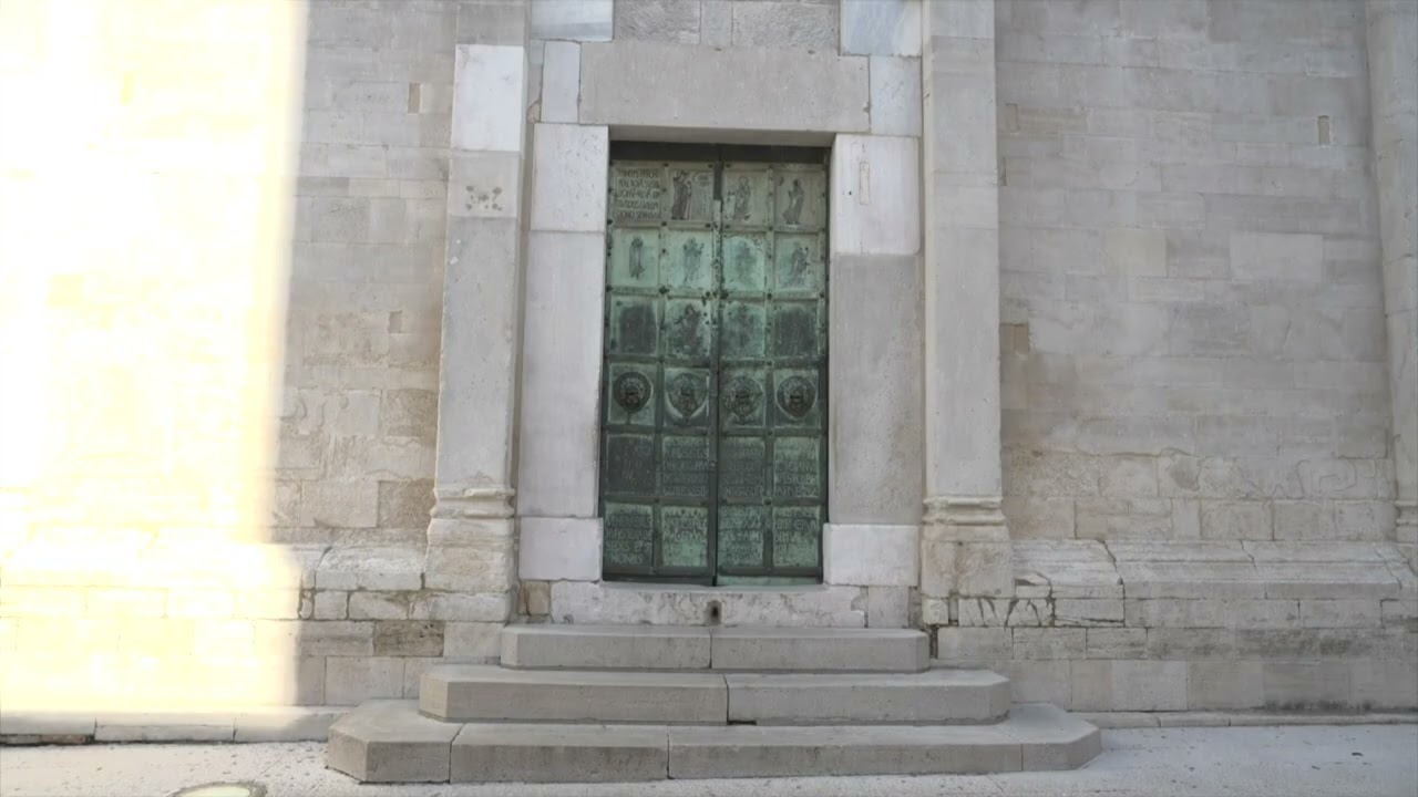 Cattedrale di Troia: la Porta della Libertà tra i “Luoghi del Cuore” finanziati dal FAI