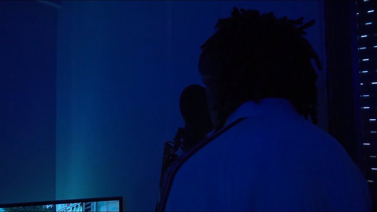 D Raw Na Mike - Freestyle RBLFAMILY (Oficial Video)