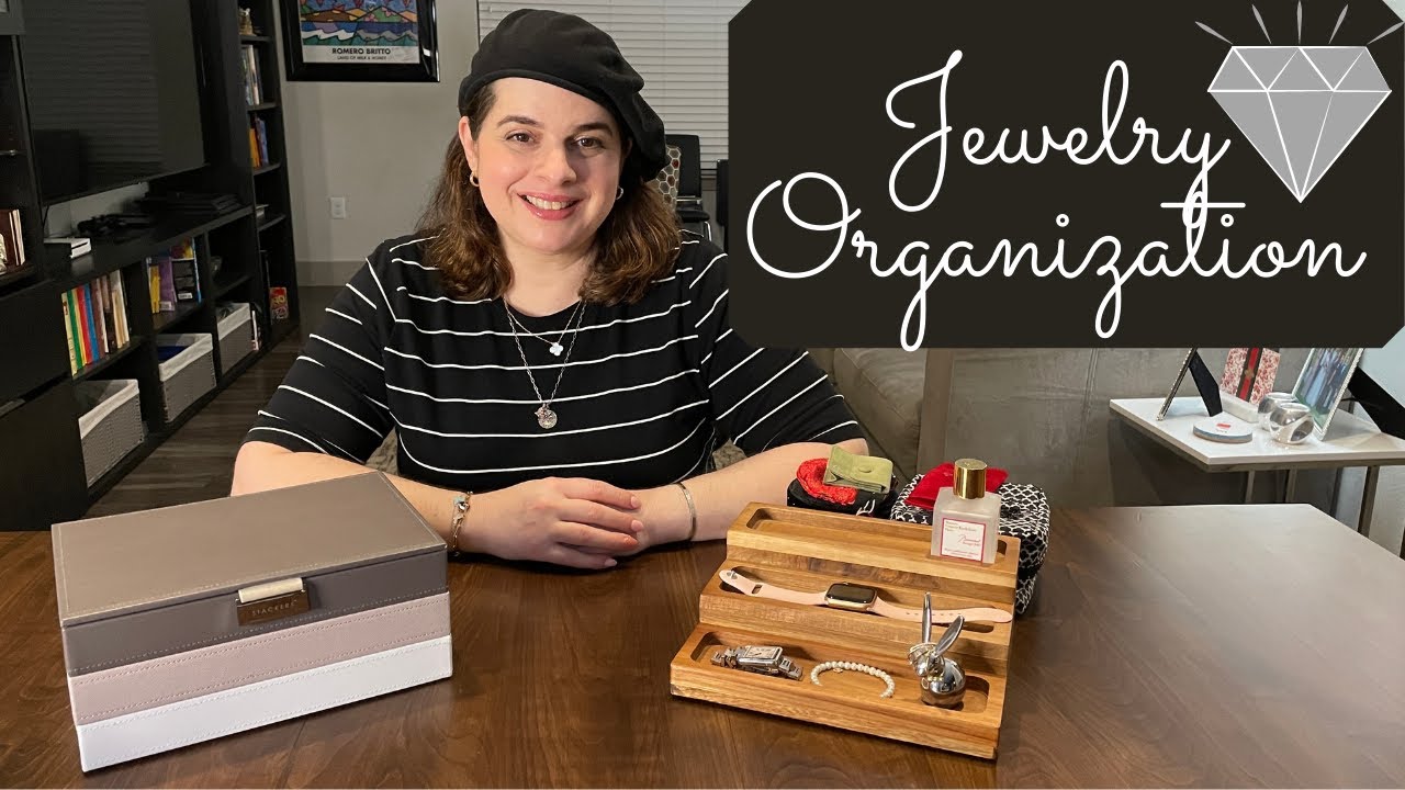 How I store and organize my jewelry!