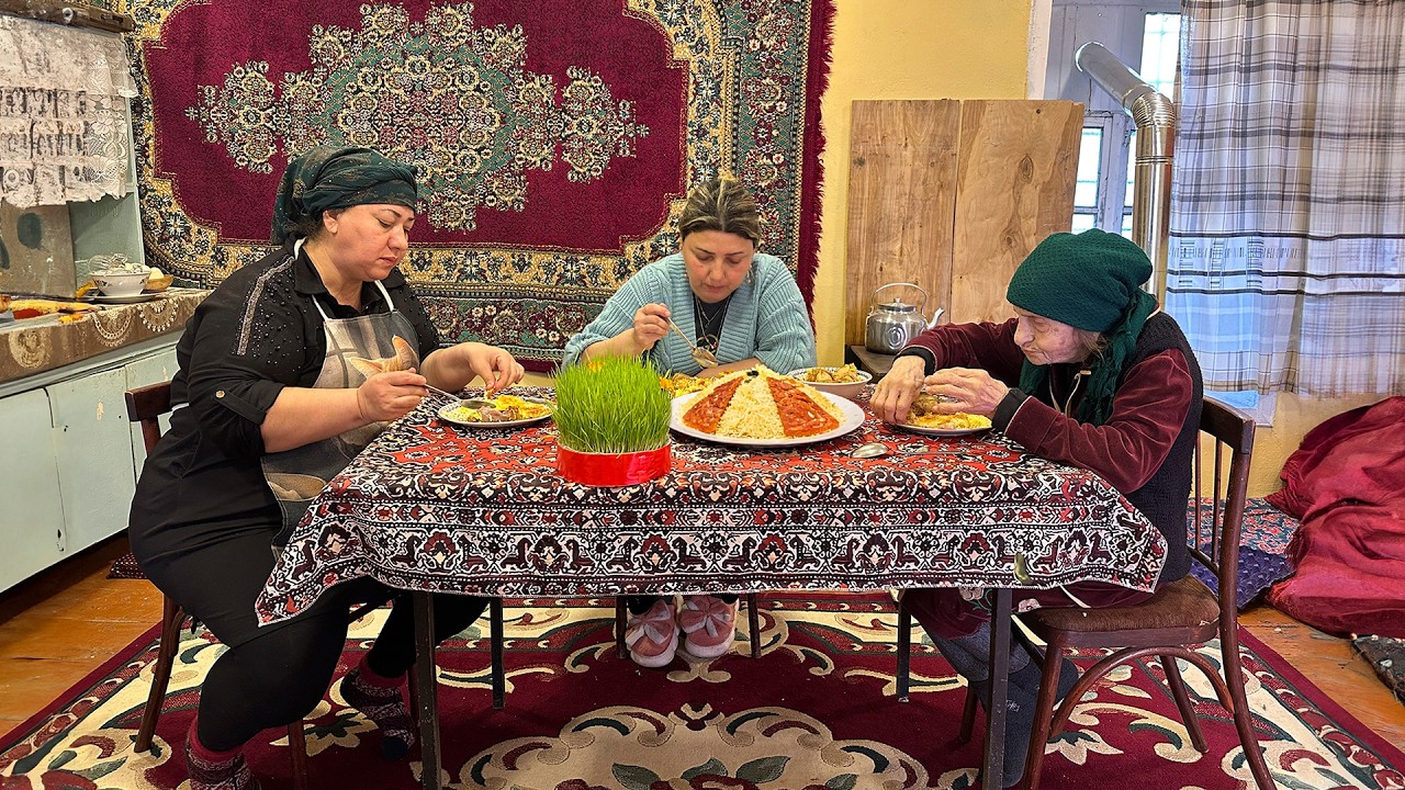 Жизнь бабушки в деревне &ndash; она готовила традиционный плов и шоколадный пирог!