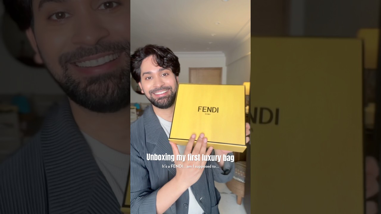 Распаковка сумки FENDI Soft Trunk Baguette — моей первой люксовой сумки!
