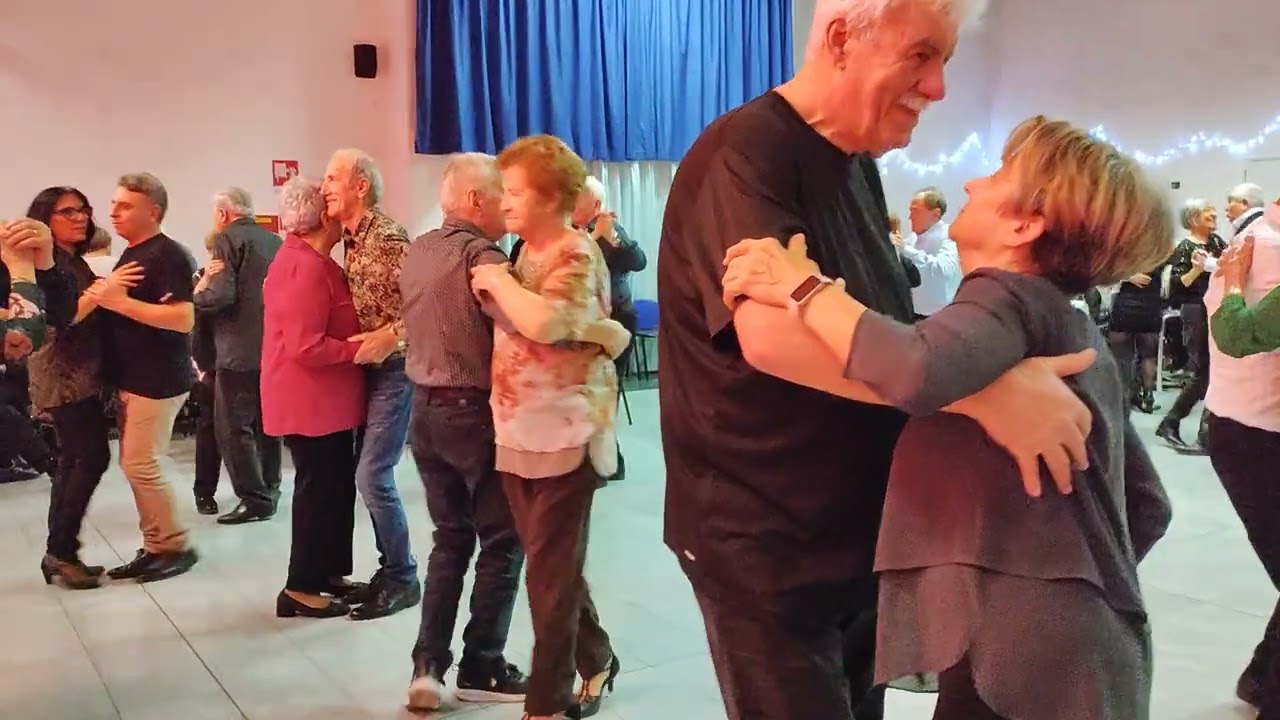06,02,2026, centro sociale 25 aprile a Correggio con l'orch Roberto scaglioni  comparsita tango 