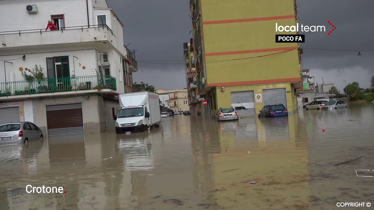 LIVE Alluvione a Crotone, diretta video