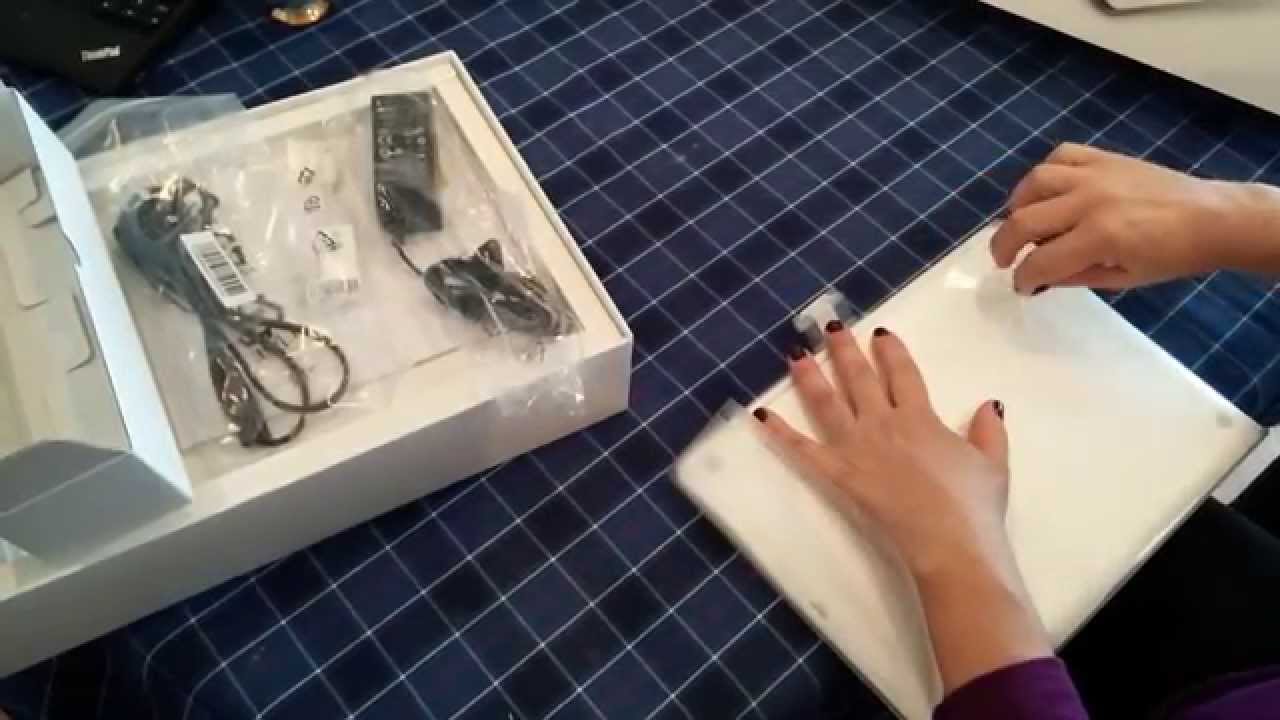 LG Ultra PC 13Z940 unboxing - i7 8GB RAM 256GB SSD 970grams