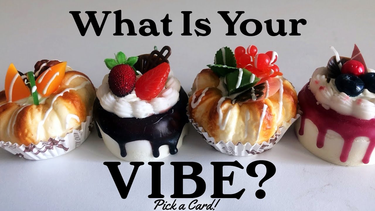 What Is Your Vibe? 🌫 PICK A CARD! 🌀 Timeless Tarot Reading 😶‍🌫️