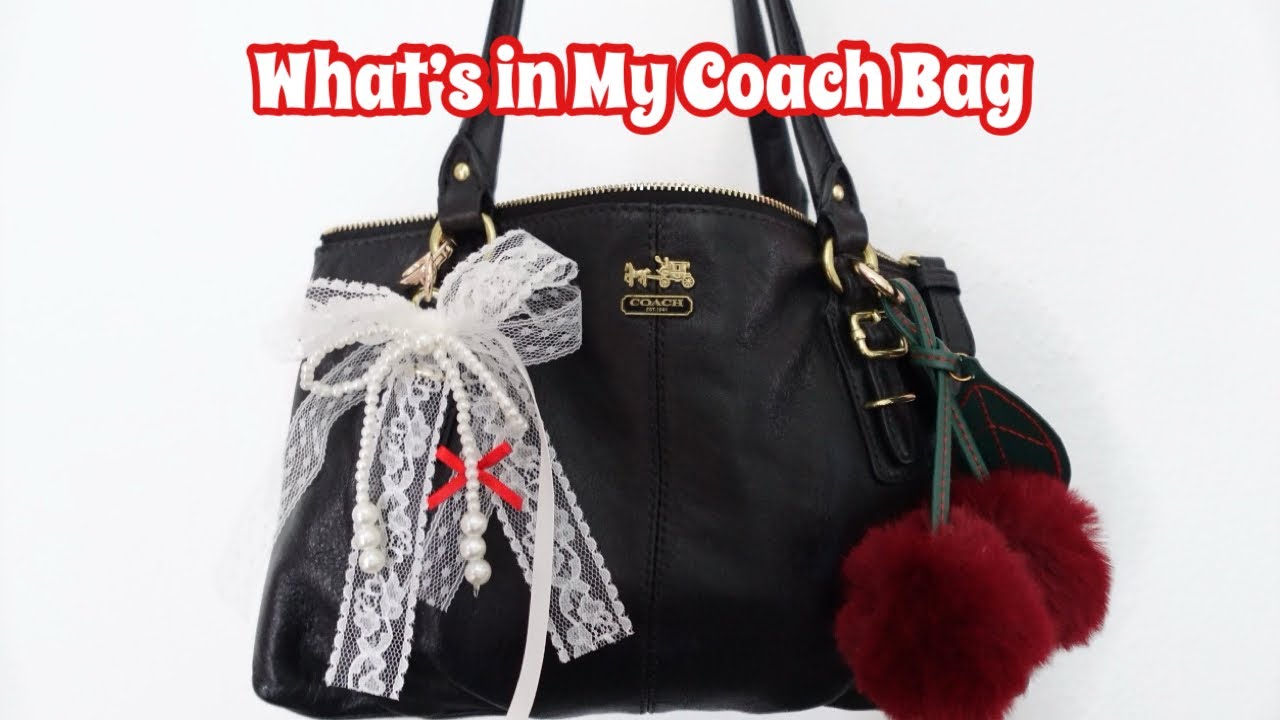 UNPACK MY BAG WITH ME | WHAT’S IN MY VINTAGE COACH PURSE 🍒
