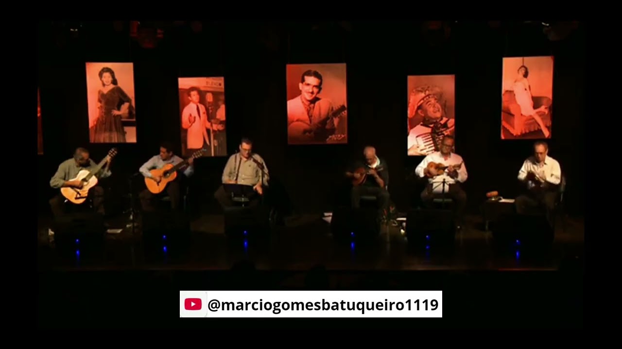Chega de Saudade, samba de Tom Jobim e Vinicius de Morais, com o conjunto Época de Ouro
