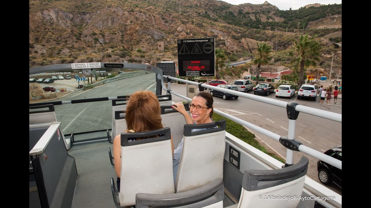 El Bus Turístico estrena ruta por Santa Lucía y Cala Cortina