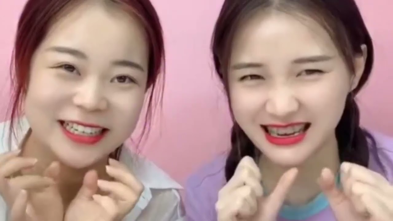 戴召唤器出门，竟然在电梯旁捡到“神秘卡片”？还能召唤暗影特工