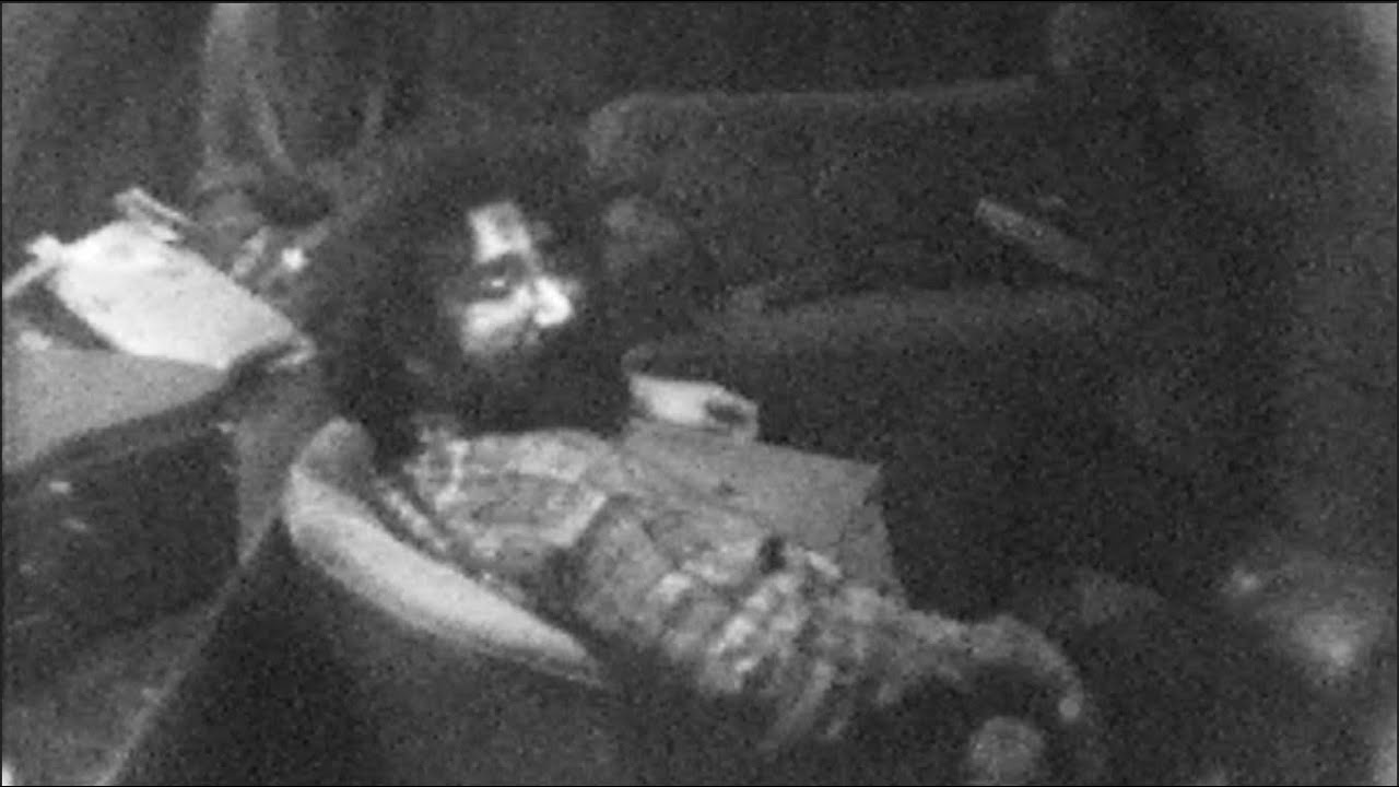 Jerry Garcia & New Riders of the Purple Sage  - rare backstage footage - playing 