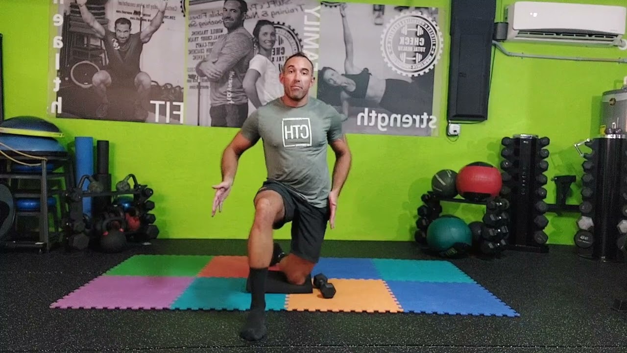 Half Kneeling Rotational Press Out
