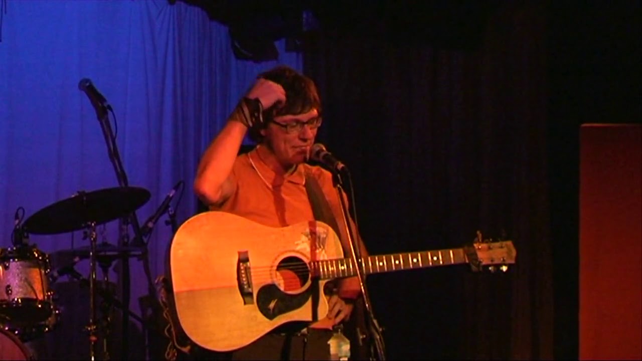 The Bedroom Philosopher: I Know What You're All Thinking (live)