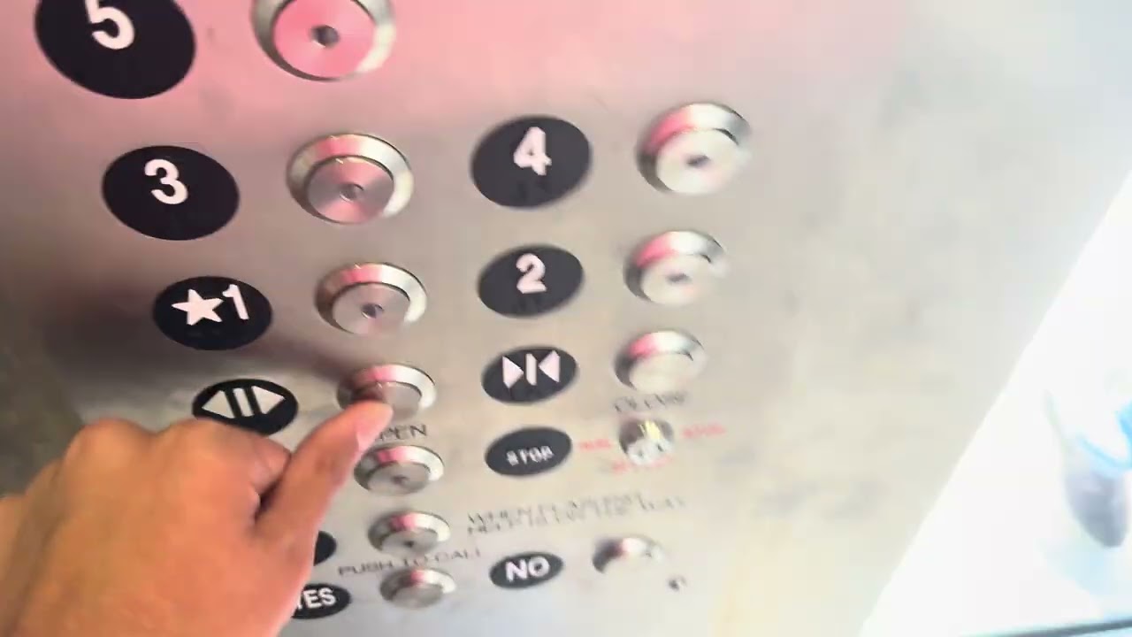 ( Read description) Dover modernized by Tk modded by Kone At Southwest Garage At North Star Mall 