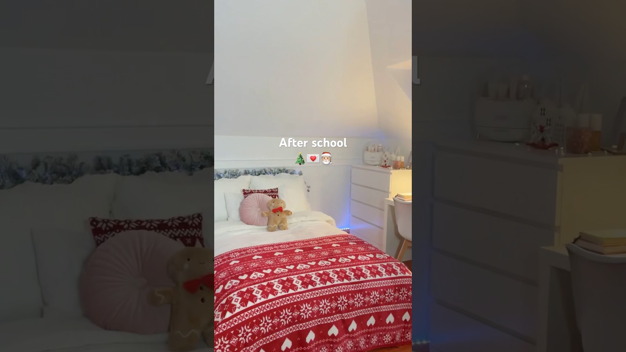 Last day of school🎄 Baking cinnamon rolls for Christmas🎅🏼 #christmas #vlogmas #lifestyle #baking