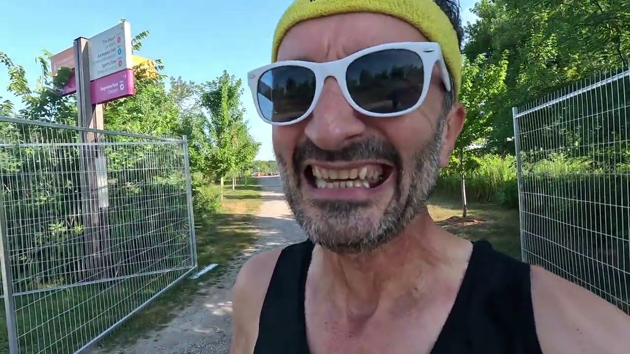 OVERSEAS parkrun tourism // Parc Downsview Park parkrun Toronto Canada