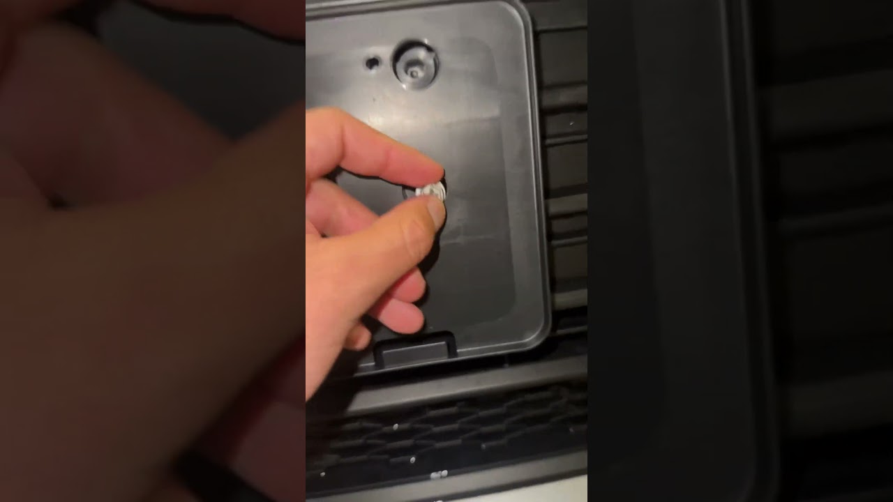 Installing your Toyota front license plate bracket