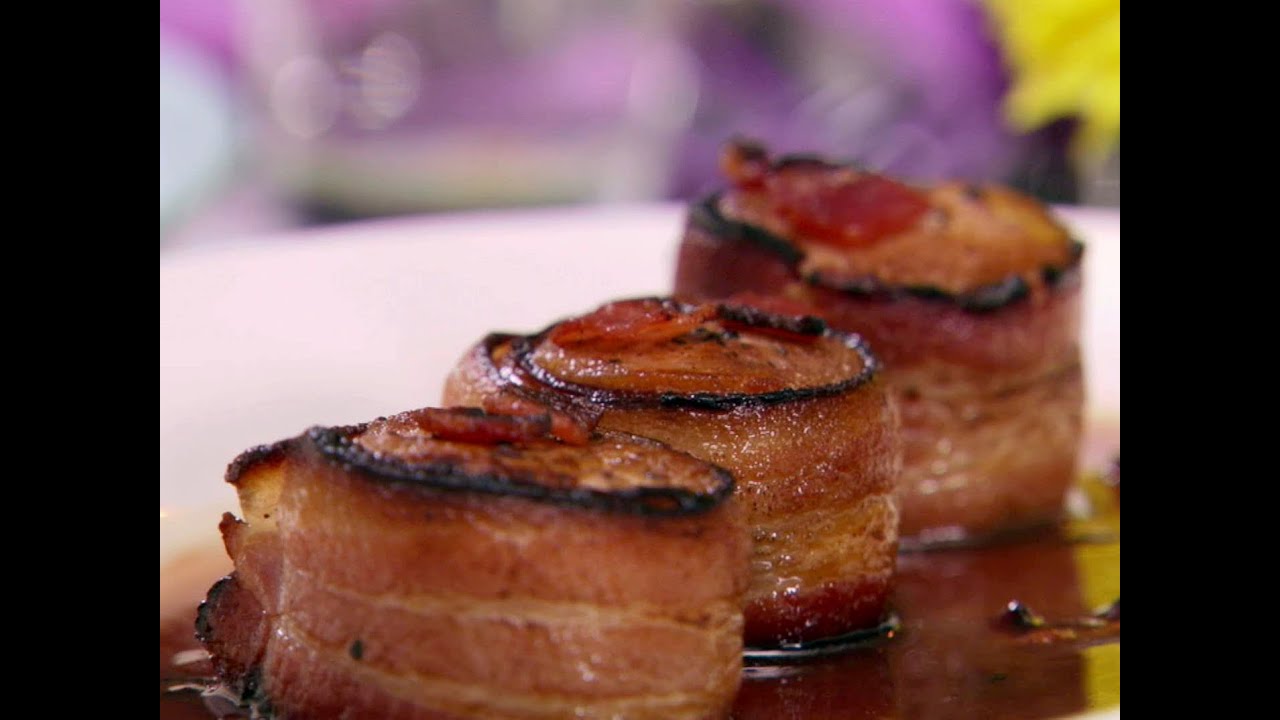 deer meat wrapped in bacon, stuffed with whipped Cream cheese, diced Peppers and sausage.