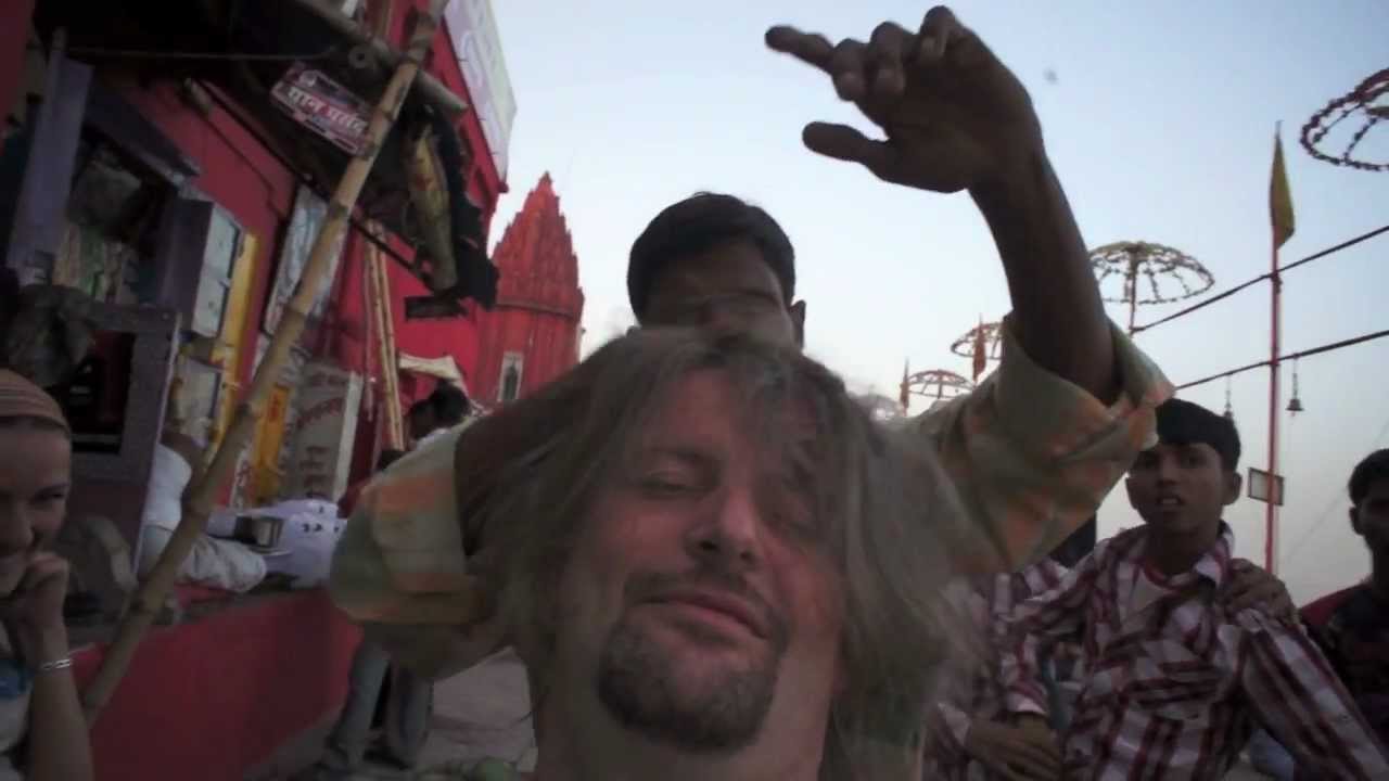 indian barbershops - face massage