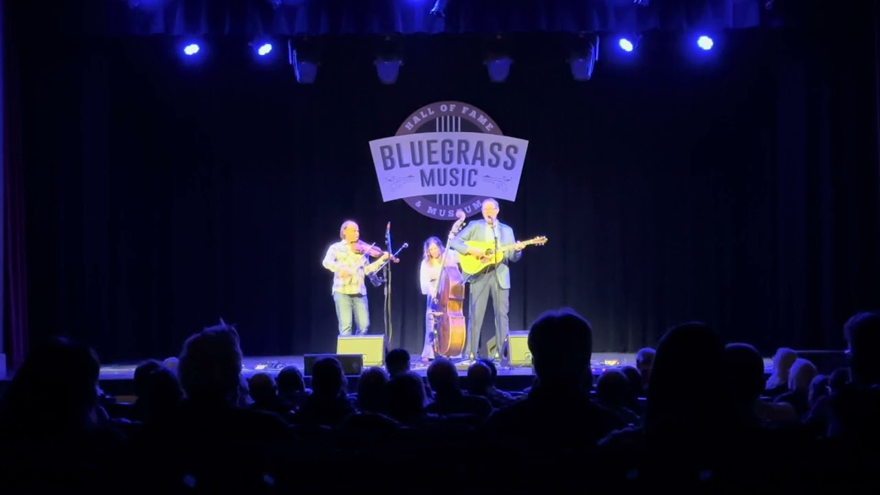 Aunt Peg's New Old Man 1/31/26 Robbie Fulks Bluegrass Hall of Fame, Owensboro, Kentucky ￼