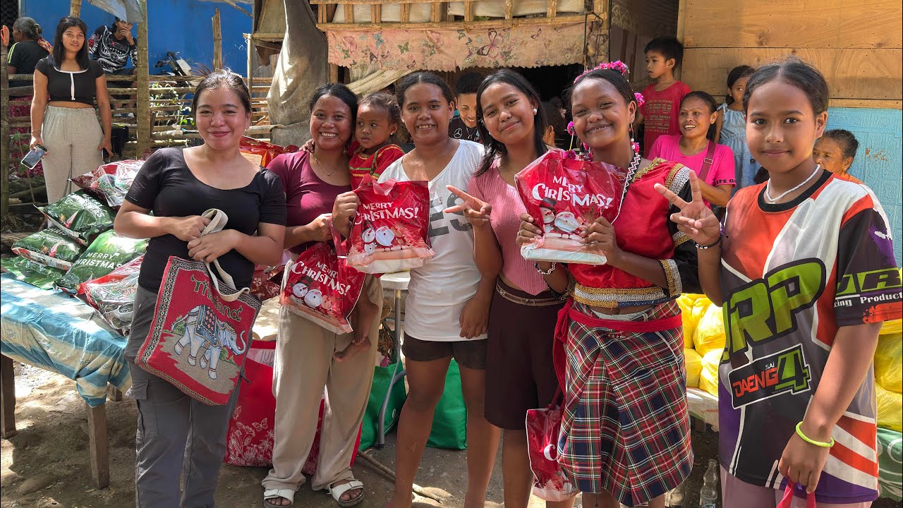 Matigsalog Tribe..n my province merry Christmas to all🥰#bukid #tulongtulongtayo #happy 