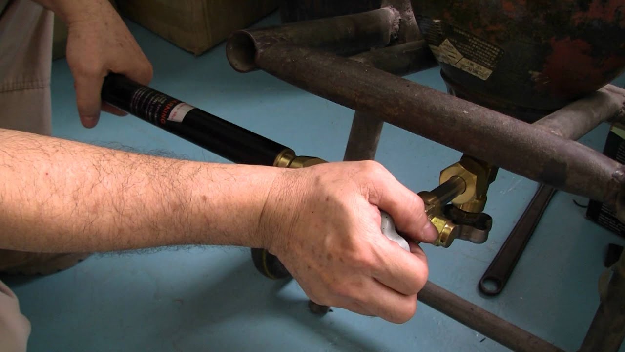 Refill a 60g Co2 Cylinder