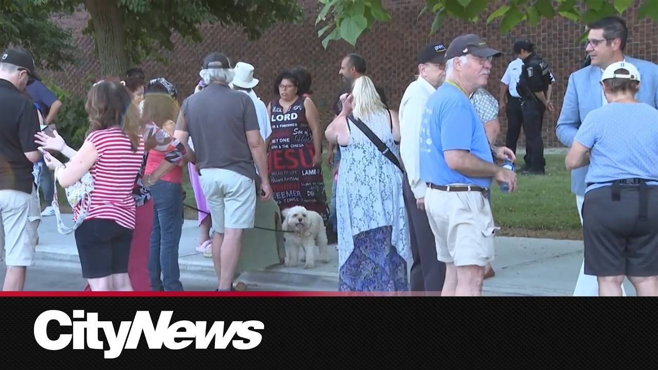DDO residents protest lack of municipal flood response