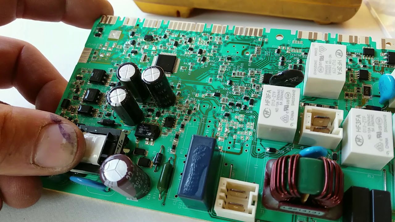 Amikor az Electrolux mosógép nem kapcsol be 2.