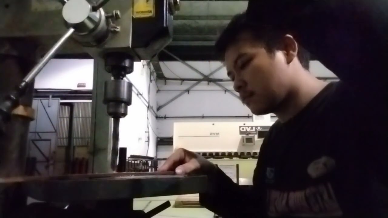 mesin font GK ada terpaksa busbar di bor