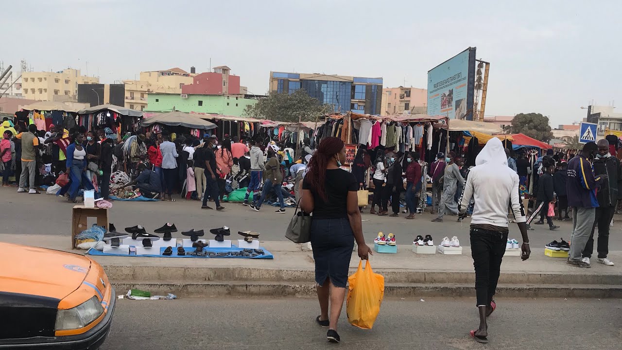 Dakar #weekly market at (Liberté 6). Le marché hebdomadaire de #Dakar #sénégal.