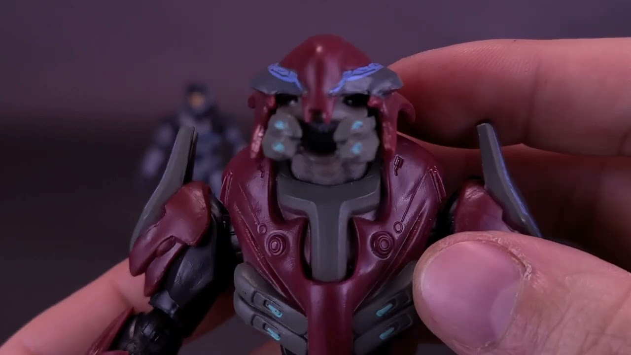 @Jazwares Halo: Reach Noble Six and Elite Zealot Two Pack Vault Exclusive | @TheReviewSpot