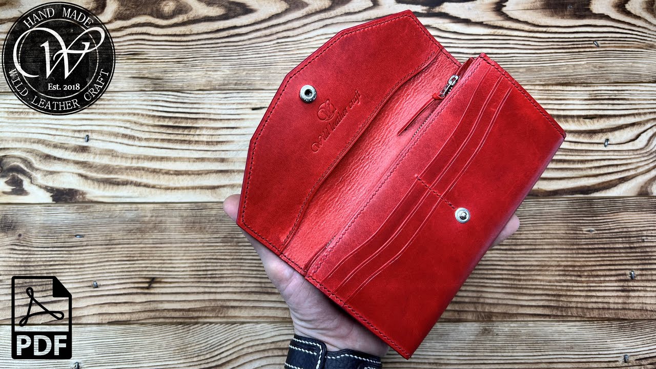 Making a women's Travel Wallet from vegetable tanned leather by #wildleathercraft. Free pattern PDF.