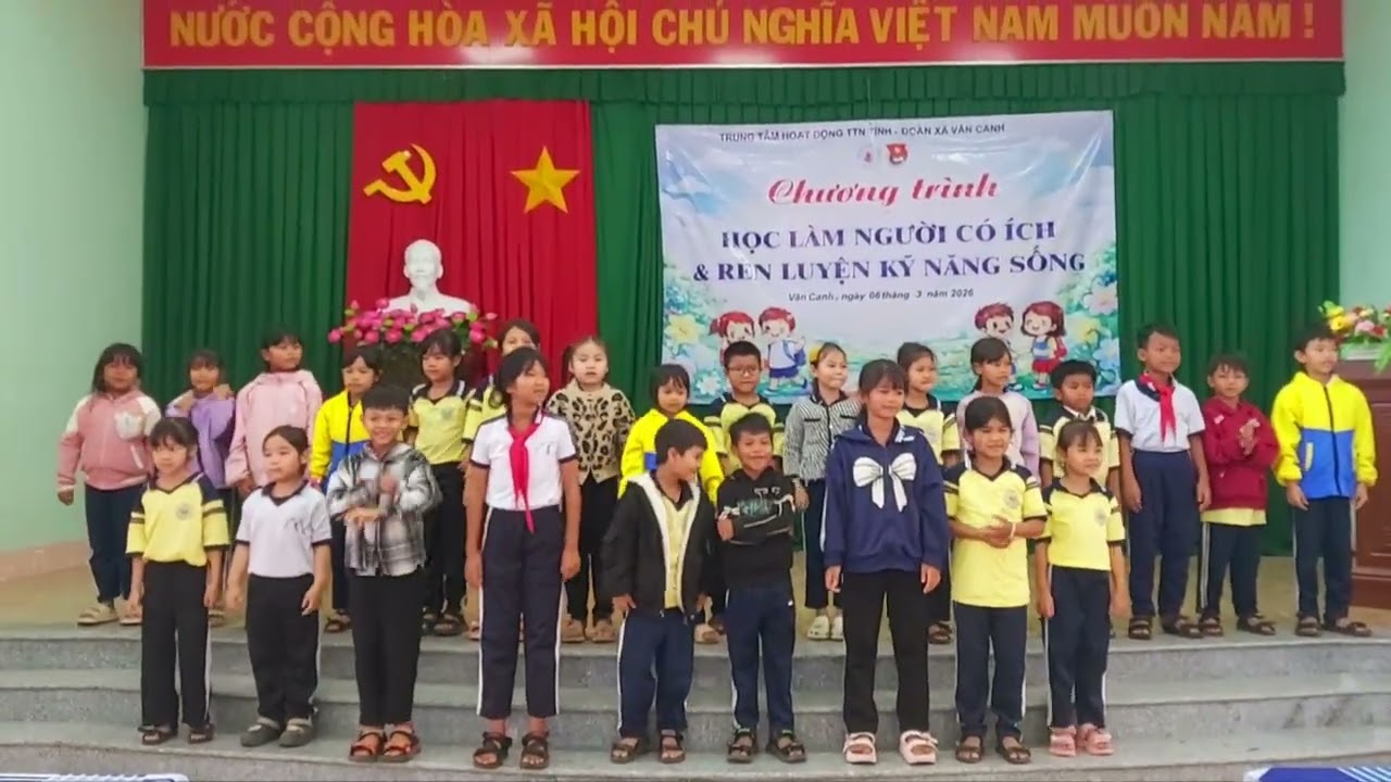 KHỞI ĐỘNG BÀI HÁT A RAM SAM SAM 