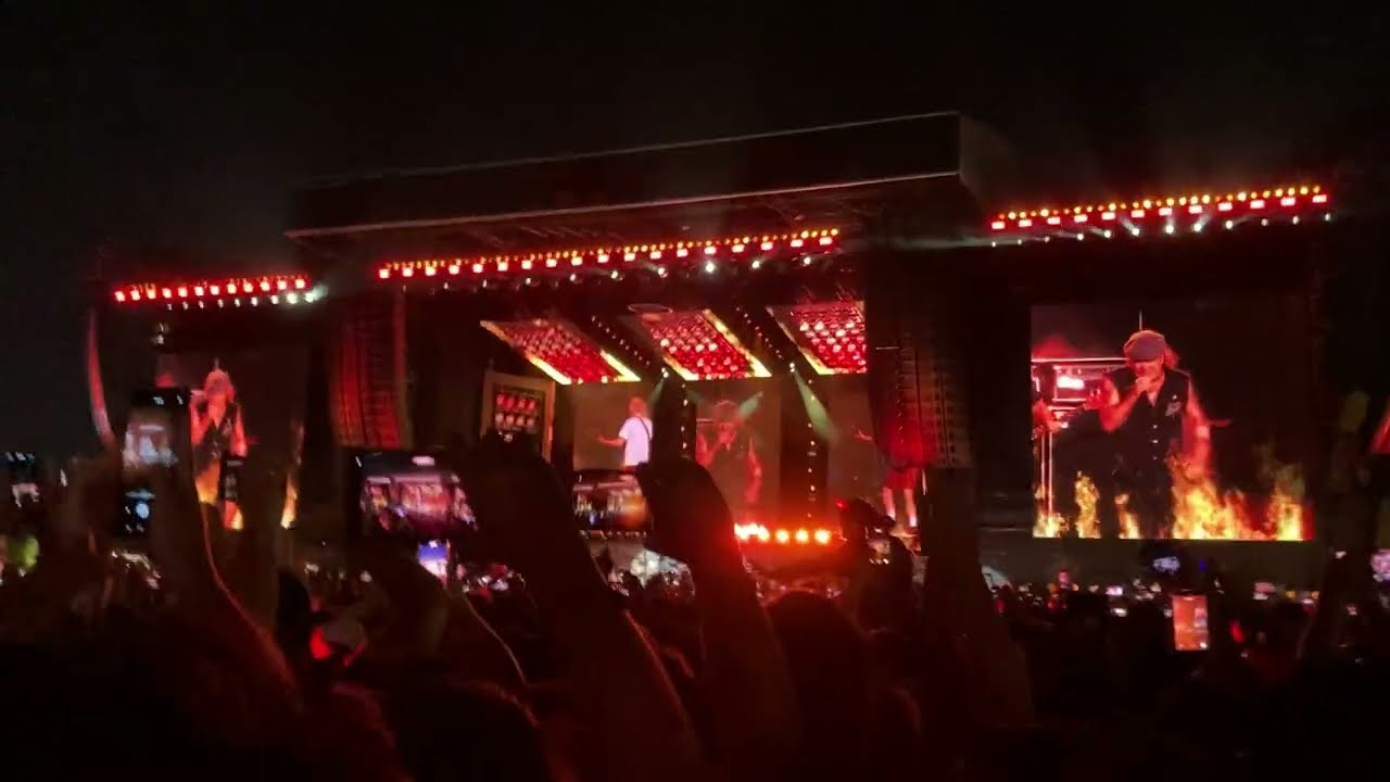 AC/DC - Highway to Hell – Santiago, Chile / Live