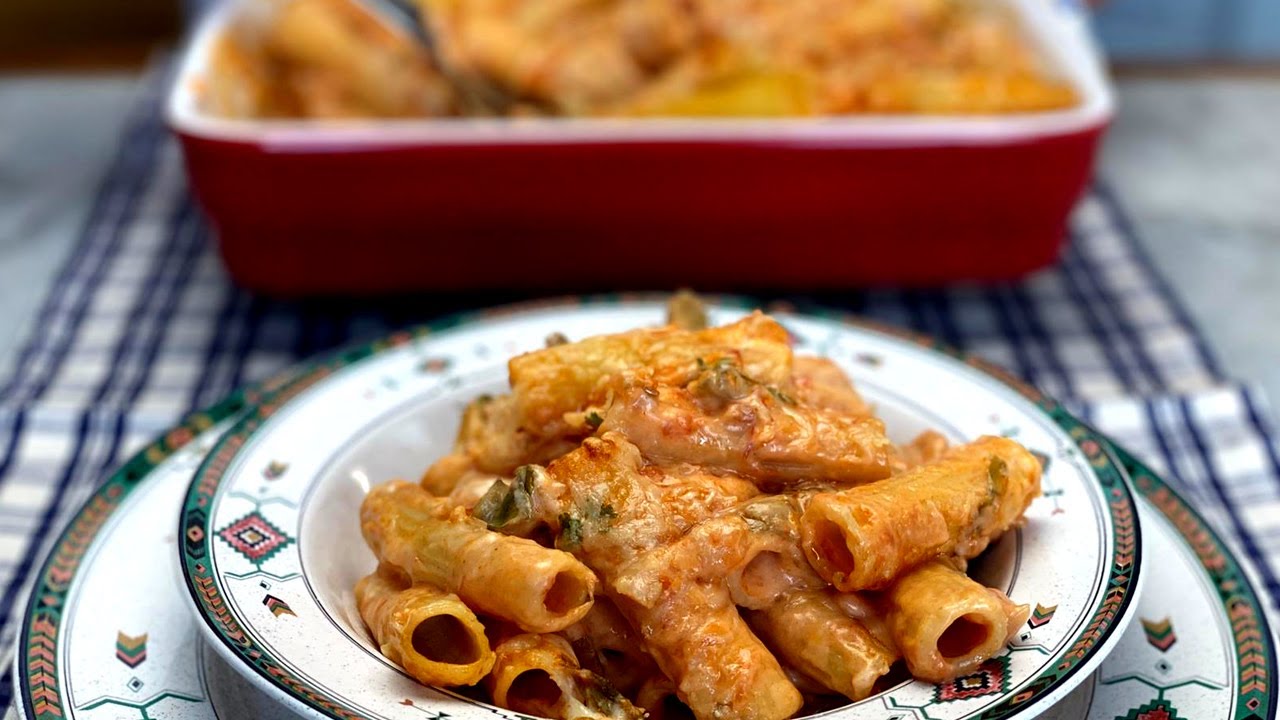 Pasta al forno con Carciofi Piatto Ricco e Gustoso - Baked Pasta with Artichokes Rich and Tasty Dish