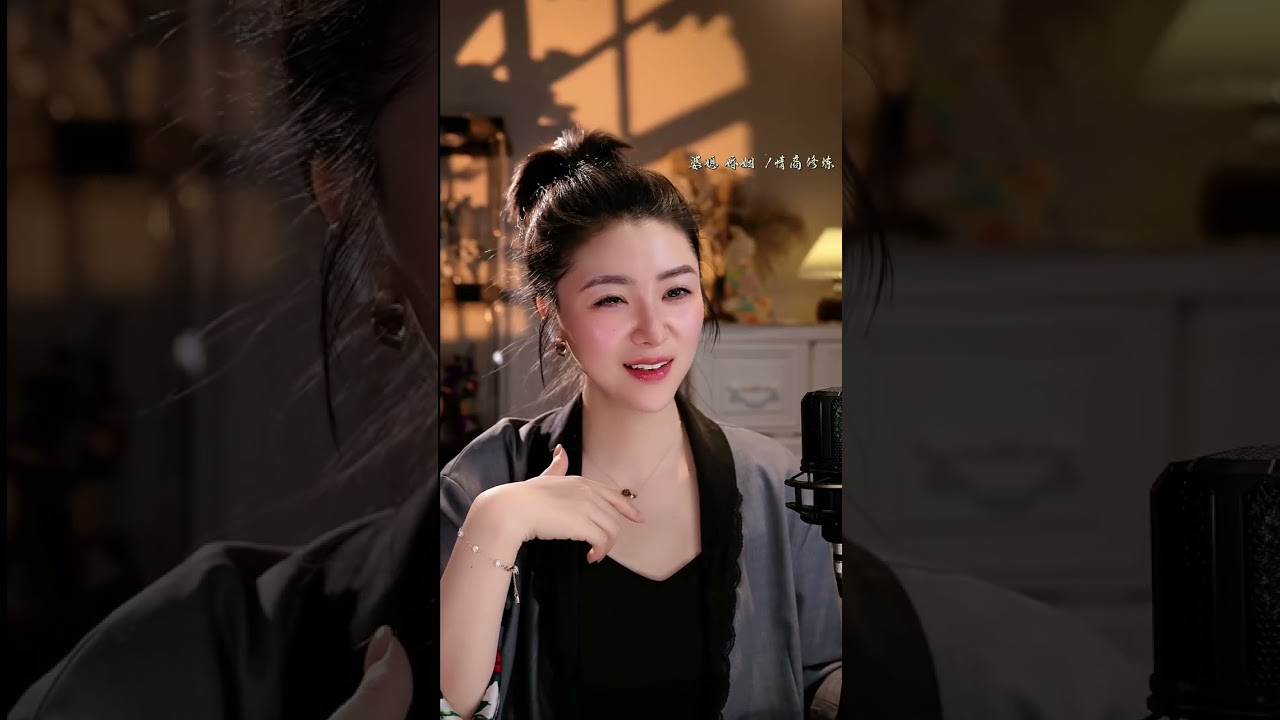 “自虐式”恋爱：为了一个心不在你身上的男人，你还要卑微到什么时候？他明确说要跟别人在一起，我还要挽回？主持人怒怼：他都没把你当人，你还把他当宝？