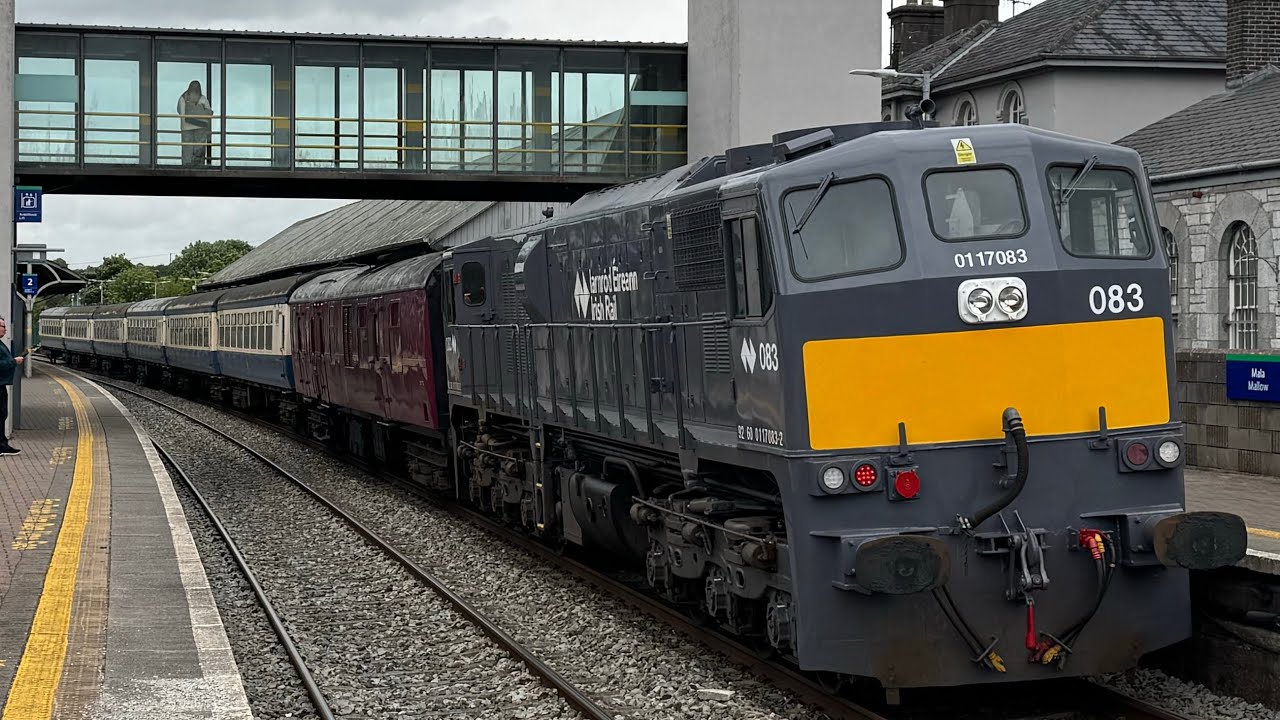 Railtours Ireland Charter Train in the Cork Area (first 071 passenger train on platform 6)