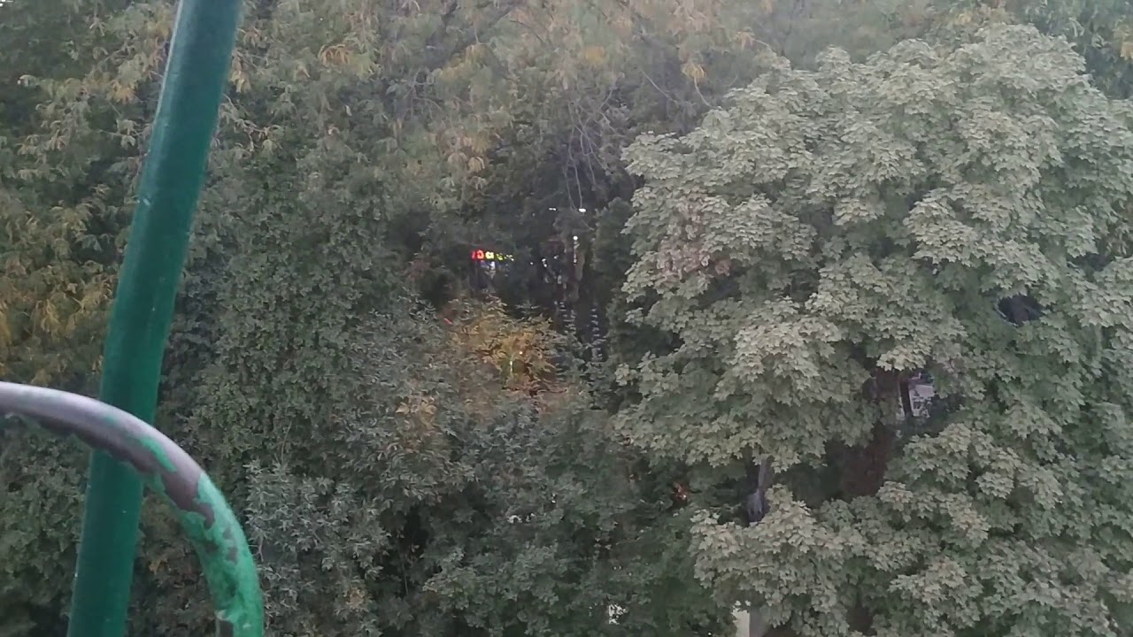 Вид на Ташкент с чертового колеса в парке Мирзо Улугбек.