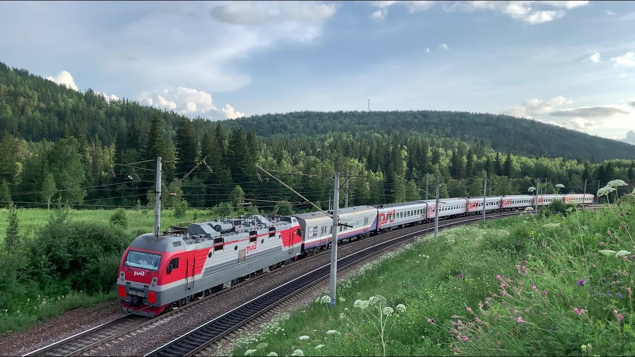 Поезда России летом на перегоне "Красноярск восточный - Сорокино"